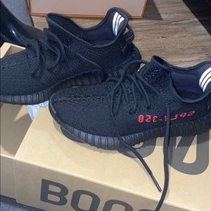 YEEZY BOOST 350 V2 'BRED'